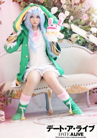 橘色谷_十万网红美女美酱